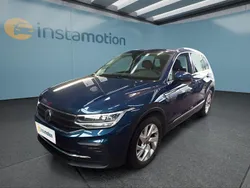 Blau Gebraucht 2020 VW Tiguan Life SUV | 23.949 € (Fairer Preis)