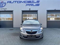 Grau Gebraucht 2011 Opel Meriva Innovation Van / Kleinbus | 4.999 € (Fairer Preis)