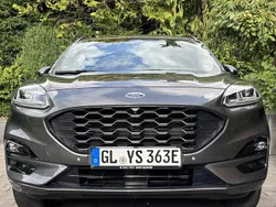 Grau Gebraucht 2022 Ford Kuga ST-Line SUV | 26.490 € (Guter Preis)