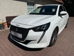 Weiß Gebraucht 2021 Peugeot 208 Active Kleinwagen | 14.790 € (Fairer Preis)