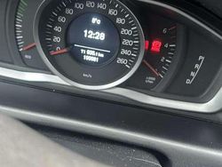 Weiß Gebraucht 2013 Volvo XC60 Momentum SUV | 16.000 € (Teuer)