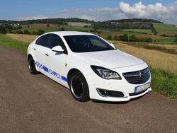 Weiß Gebraucht 2014 Opel Insignia OPC Limousine | 7.399 € (Guter Preis)