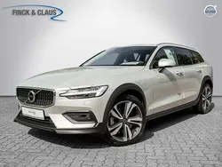 Gebraucht 2021 Volvo V60 CC Kombi | 36.890 € (Etwas zu teuer)