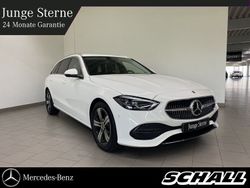 Weiß Gebraucht 2024 Mercedes C200 Avantgarde Limousine | 38.299 € (Superpreis)