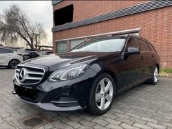 Schwarz Gebraucht 2015 Mercedes E200 Avantgarde Kombi | 14.200 € (Guter Preis)