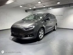 Grau Gebraucht 2017 Ford S-MAX Titanium Van / Kleinbus | 17.990 € (Fairer Preis)