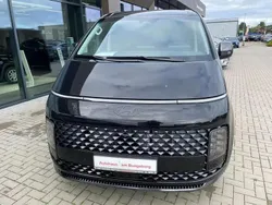 Abyss black / mic Neu 2025 Hyundai Staria Signature Van | 55.990 €