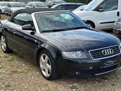 Schwarz Gebraucht 2003 Audi A4 Cabriolet Ambiente Cabrio | 7.467 € (Teuer)