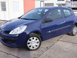 Blau Gebraucht 2009 Renault Clio II Authentique Kleinwagen | 2.200 € (Guter Preis)