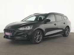 Obsidian schwarz Gebraucht 2022 Ford Focus ST-Line Kombi | 18.679 € (Fairer Preis)