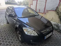 Schwarz Gebraucht 2008 Kia Ceed LX Limousine | 2.400 € (Superpreis)