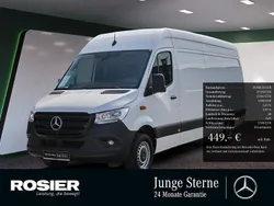 Weiss / arktikweiss Gebraucht 2023 Mercedes Sprinter Van | 29.929 € (Guter Preis)
