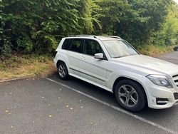 Weiß Gebraucht 2013 Mercedes GLK200 SUV | 12.000 € (Etwas zu teuer)