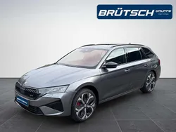Graphitegrau metallic Neu 2025 Skoda Octavia RS Kombi | 44.990 € (Fairer Preis)