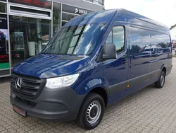Blau Gebraucht 2022 Mercedes Sprinter Van | 28.800 € (Superpreis)
