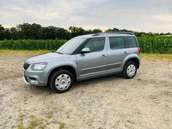 Grau Gebraucht 2016 Skoda Yeti Joy SUV | 13.500 € (Fairer Preis)