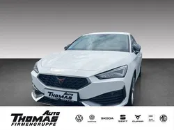 Weiß Gebraucht 2022 Cupra Leon VZ Limousine | 28.980 € (Guter Preis)
