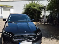 Schwarz Gebraucht 2022 Mercedes E220 Limousine | 25.250 € (Fairer Preis)