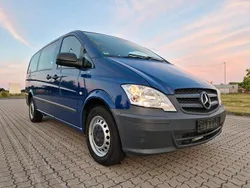 Blau Gebraucht 2012 Mercedes Vito Van / Kleinbus | 11.750 €