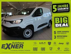 Eis weiß Gebraucht 2024 Citroën e-Berlingo Van / Kleinbus | 23.900 € (Guter Preis)