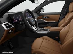 Grau Gebraucht 2024 BMW 330e Kombi | 56.655 €