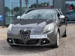 Grau Gebraucht 2013 Alfa Romeo Giulietta Turismo Kleinwagen | 8.990 € (Etwas zu teuer)