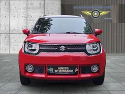 Solid red / super black Gebraucht 2017 Suzuki Ignis Comfort+ Kleinwagen | 14.800 € (Etwas zu teuer)
