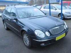 Smaragdschwarz metalliclack Gebraucht 2004 Mercedes E200 Kombi | 1.999 € (Superpreis)