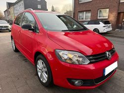 Rot Gebraucht 2012 VW Golf Plus Cross Van / Kleinbus | 5.999 € (Guter Preis)