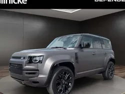 Grau Neu 2025 Land Rover Defender SUV | 194.590 €
