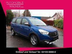 Blau Gebraucht 2022 Dacia Lodgy Stepway Van / Kleinbus | 14.990 € (Etwas zu teuer)