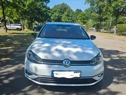 Weiß Gebraucht 2019 VW Golf VII IQ Drive Limousine | 18.000 € (Guter Preis)