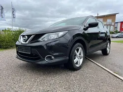 Schwarz Gebraucht 2016 Nissan Qashqai Visia SUV | 10.799 € (Etwas zu teuer)