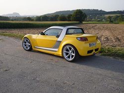 Gelb Gebraucht 2005 Smart Roadster Cabrio | 12.000 €