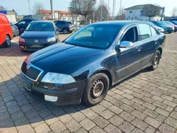 Schwarz Gebraucht 2005 Skoda Octavia Limousine | 888 € (Superpreis)