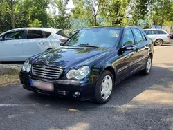 Blau Gebraucht 2006 Mercedes C180 Classic Limousine | 3.890 € (Fairer Preis)