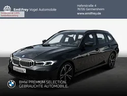 Saphirschwarz metallic Gebraucht 2023 BMW 318 Performance Kombi | 34.990 € (Etwas zu teuer)