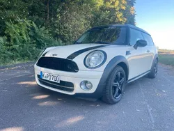 Weiß Gebraucht 2008 Mini Clubman Kombi | 5.995 €