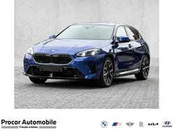 Blau Neu 2025 BMW 120 M Sport Kleinwagen | 43.700 € (Teuer)