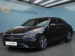 Schwarz Gebraucht 2024 Mercedes CLA180 Limousine | 34.349 € (Fairer Preis)
