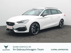Weiß Gebraucht 2024 Cupra Leon Kombi | 29.480 € (Superpreis)