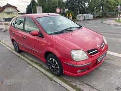 Rot Gebraucht 2004 Nissan Almera Tino Acenta Van / Kleinbus | 2.490 € (Guter Preis)