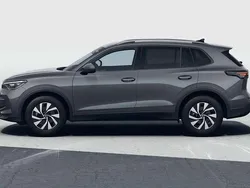Oyster silver metallic Neu 2025 VW Tiguan SUV | 37.125 € (Superpreis)