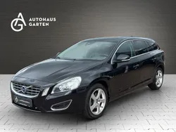 Schwarz Gebraucht 2010 Volvo V60 Summum Kombi | 5.950 € (Guter Preis)