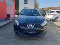 Schwarz Gebraucht 2013 Nissan Qashqai +2 SUV | 6.790 € (Guter Preis)