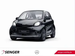 Bodypanels in black Gebraucht 2023 Smart ForTwo Electric Drive Coupé | 14.290 € (Teuer)