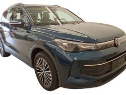 Blau metallic Gebraucht 2024 VW Tiguan Life SUV | 35.610 € (Etwas zu teuer)