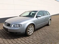 Grau Gebraucht 2002 Audi A4 S-Line Kombi | 3.999 € (Fairer Preis)