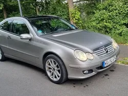 Grau Gebraucht 2004 Mercedes CL220 Coupé | 2.250 €