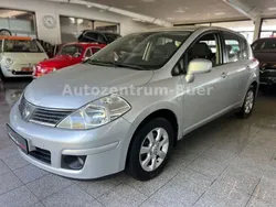 Silber Gebraucht 2008 Nissan Tiida Acenta Limousine | 4.490 € (Fairer Preis)